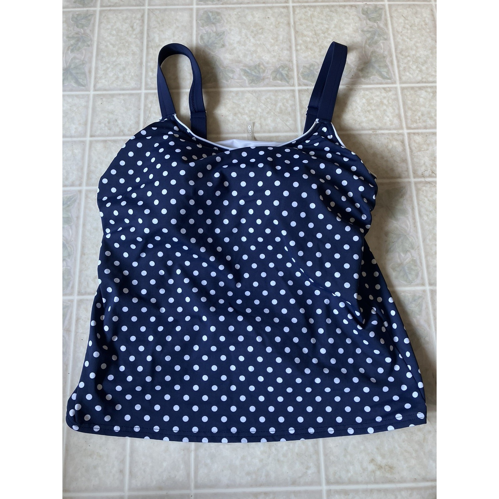 New No Tags Lands End Blue Polka Dot Round Neck Tankini Top Size 8 Soft Cup Bra